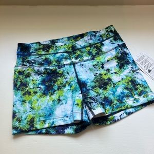 Tie Die Athleta shorts with back waist pocket NWT
